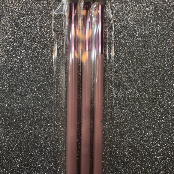 BNIB! BH Opallusion Ethereal Eyeshadow Set - Picture 4 of 8